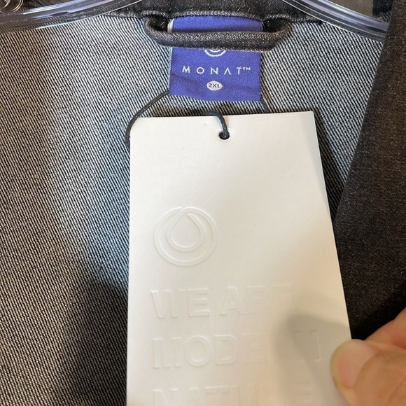 NWT. MONAT GEAR XXL Boss Babe Denim Jacket. - Picture 5 of 15